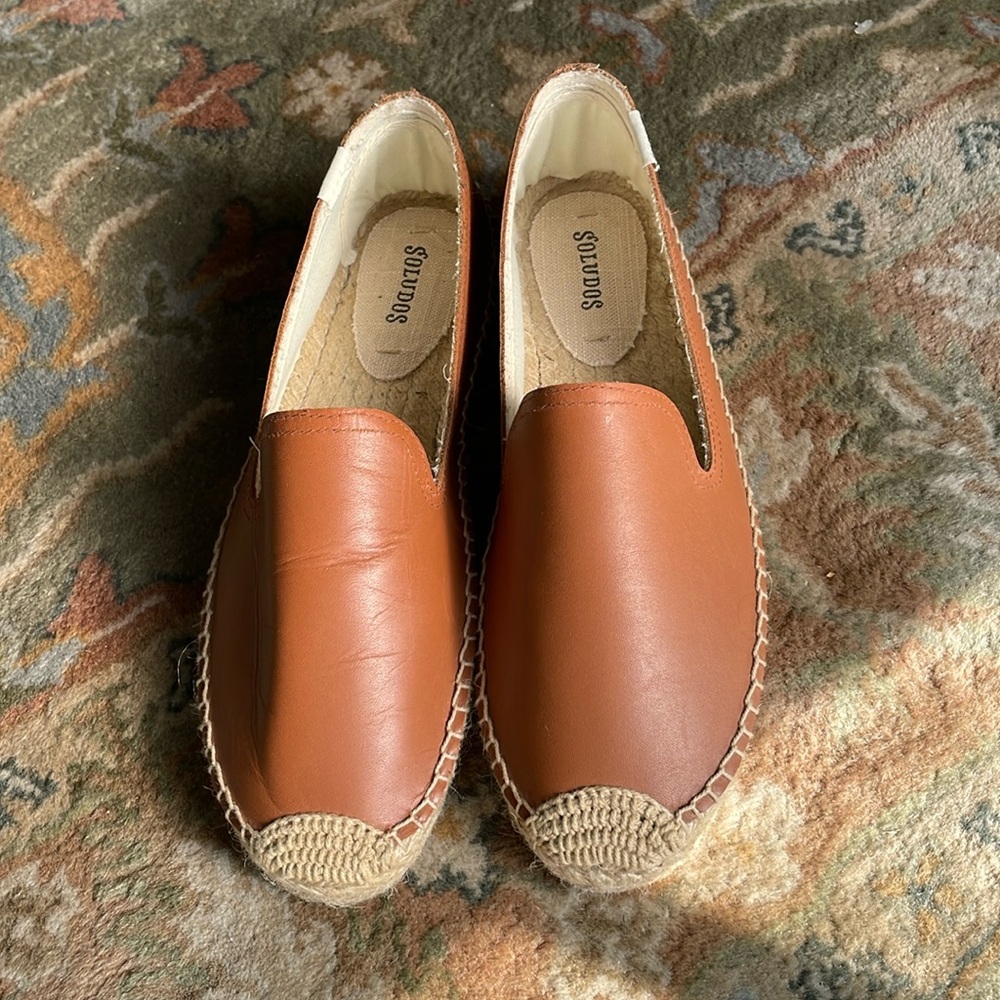 Soludos Cognac Leather Espadrilles! Never worn. See pics.